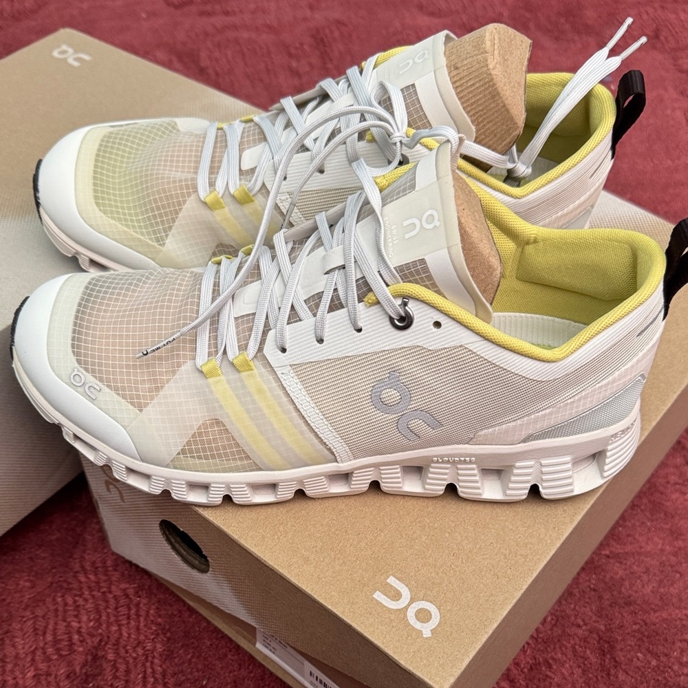 ON Mens Cloud X Shift Running Shoes Vapor/Acacia